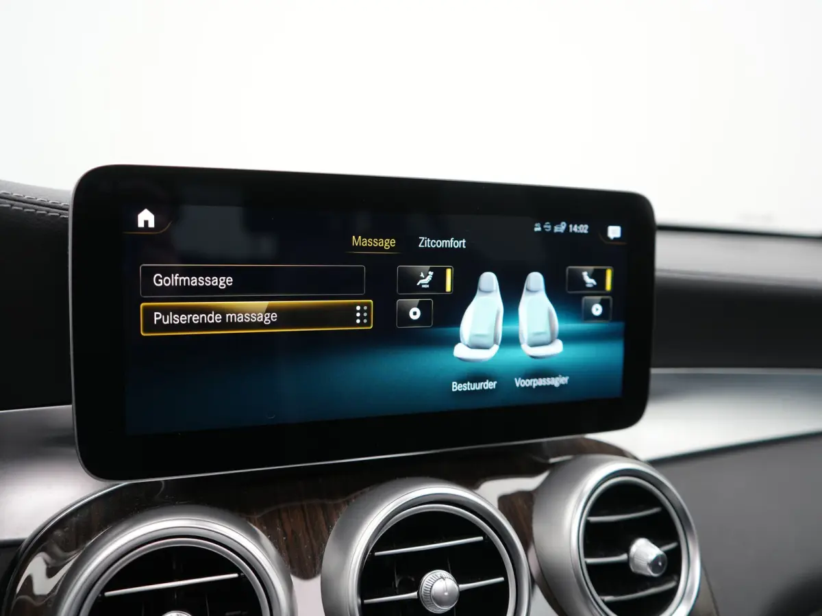 4MATIC Business Solution Luxury PHEV 320pk Dealer O.H. | SOH 88,1% | Panodak | Adaptive Cruise | Head Up | 360 Camera | Lederen Comfortstoelen Memory & Massage | Keyless | BLIS | Apple Carpl