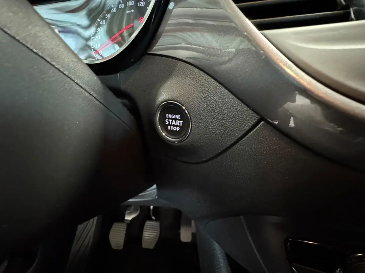 1.2 Turbo Innovation*Trekhaak*Camera*PDC V+A*LED*Navi*App-Connect*