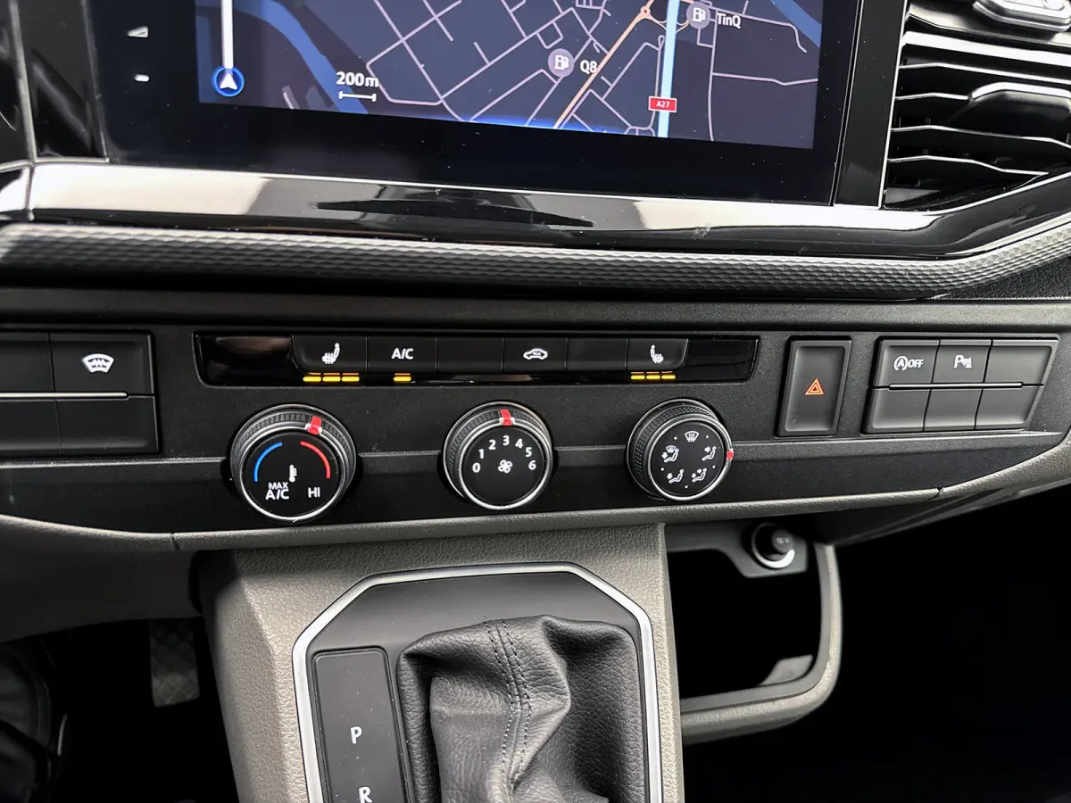 2.0 TDI L2 30 DC Bulli *Edition* Leder Dubbele cabine Led Virtual cockpit Schuifdeur L+R Navigatie Trekhaak