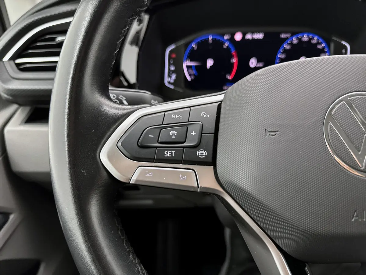2.0 TDI L2 30 DC Bulli *Edition* Leder Dubbele cabine Led Virtual cockpit Schuifdeur L+R Navigatie Trekhaak