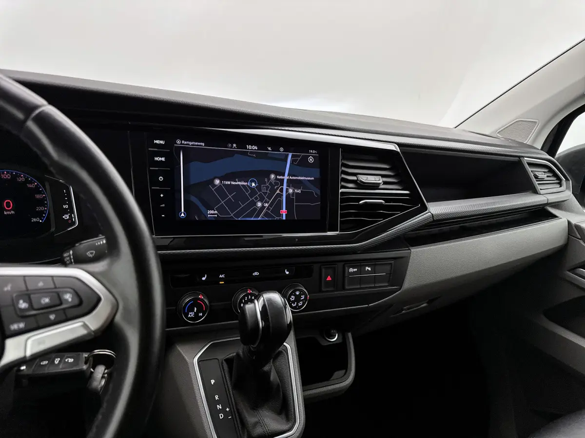 2.0 TDI L2 30 DC Bulli *Edition* Leder Dubbele cabine Led Virtual cockpit Schuifdeur L+R Navigatie Trekhaak