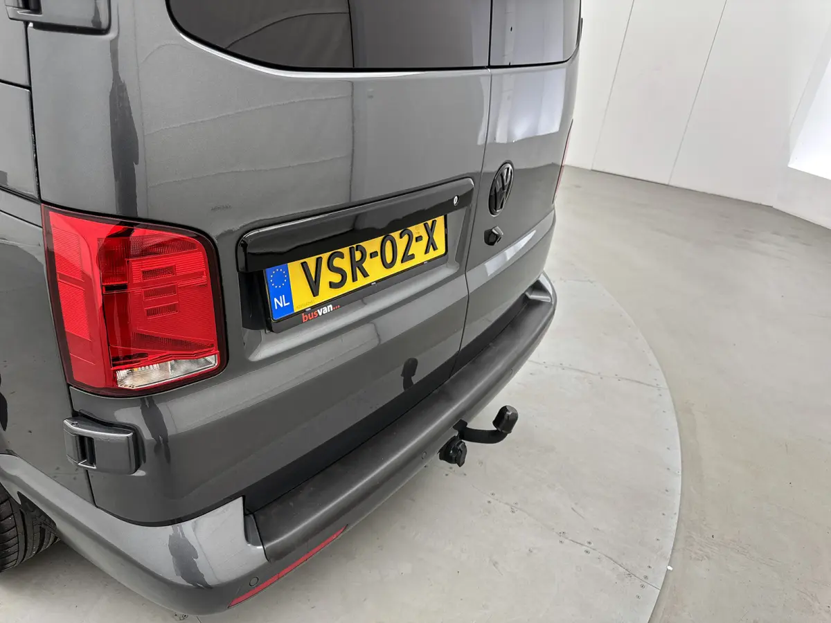 2.0 TDI L2 30 DC Bulli *Edition* Leder Dubbele cabine Led Virtual cockpit Schuifdeur L+R Navigatie Trekhaak