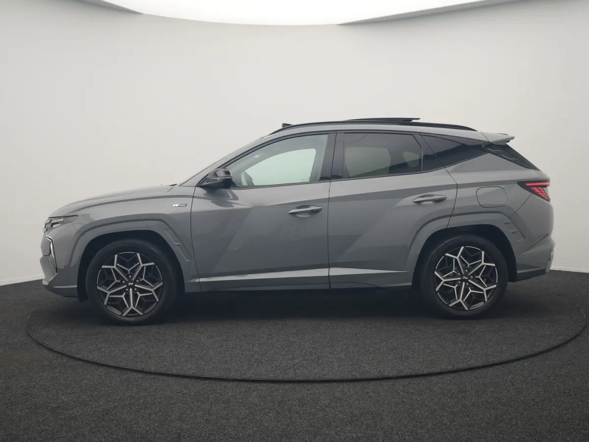 1.6 T-GDI PHEV N Line Sky 4WD 265pk Dealer O.H. | SOH 97,2% | Panodak | Adaptive Cruise | 360 Camera | Alcantara Sportstoelen Memory & Ventilatie | Keyless | BLIS | Stoelen & Stuur Verwarmd 