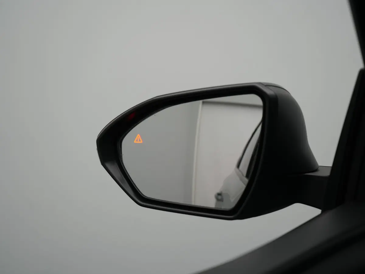 1.6 T-GDI PHEV N Line Sky 4WD 265pk Dealer O.H. | SOH 97,2% | Panodak | Adaptive Cruise | 360 Camera | Alcantara Sportstoelen Memory & Ventilatie | Keyless | BLIS | Stoelen & Stuur Verwarmd 