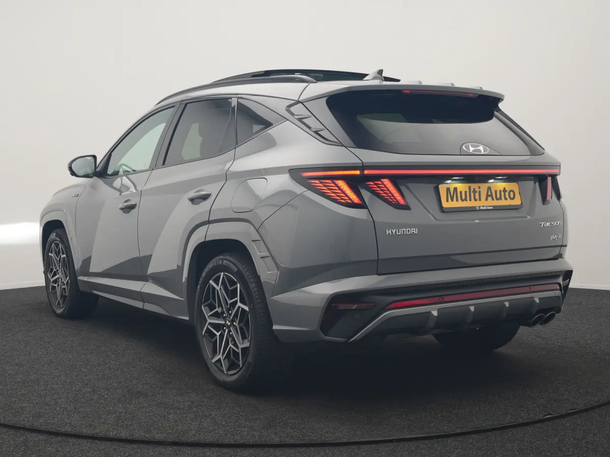 1.6 T-GDI PHEV N Line Sky 4WD 265pk Dealer O.H. | SOH 97,2% | Panodak | Adaptive Cruise | 360 Camera | Alcantara Sportstoelen Memory & Ventilatie | Keyless | BLIS | Stoelen & Stuur Verwarmd 
