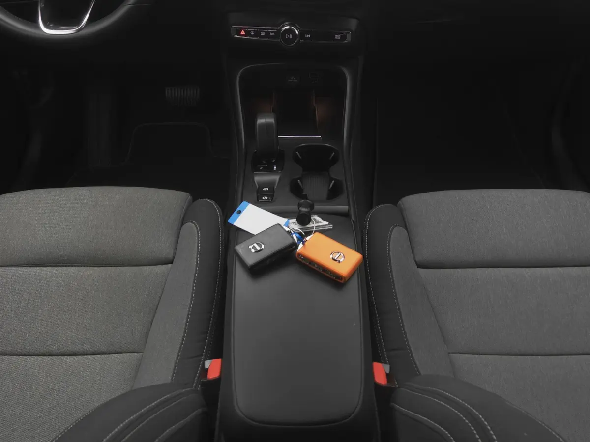 1.5 T4 Recharge Inscription Expression | CAMERA | KEYLESS