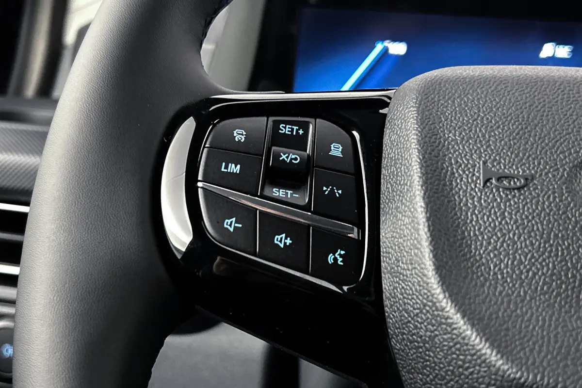 340 L2 Limited 218PK 71 kWh | Driver assist pack plus | Rondomzicht camera