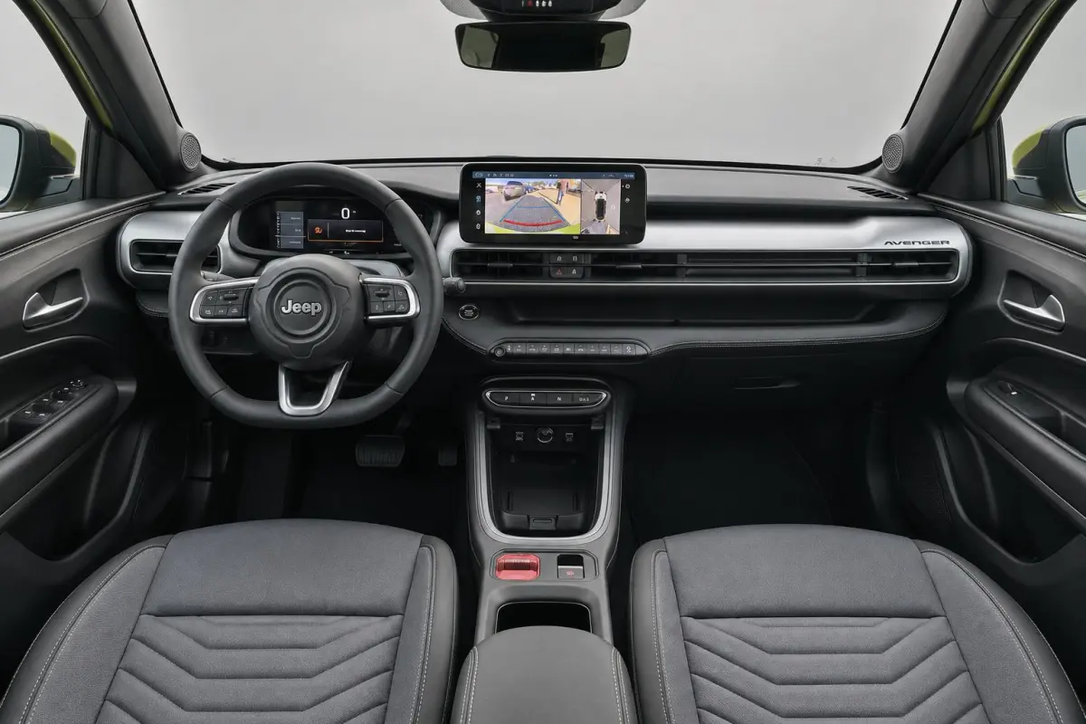 Summit 54 kWh | Electrisch Schuifdak | Stoelverwarming | Apple Carplay/Android Auto | LMV 18" | Warmtepomp |
