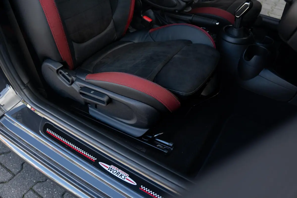 Mini S 2.0 192 PK Automaat|2e Eig.|Org NL NAP|JCW John Cooper Works|LED|Harman & kardon|CarPlay|Dealer Onderhouden|