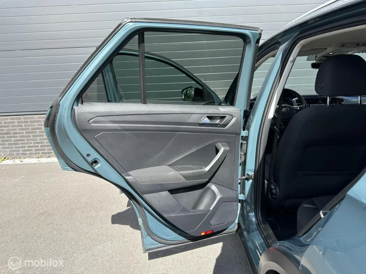 1.0 TSI IQ Drive CARPLAY*CLIMA*ACC*PDC*HAAK*ADABCR