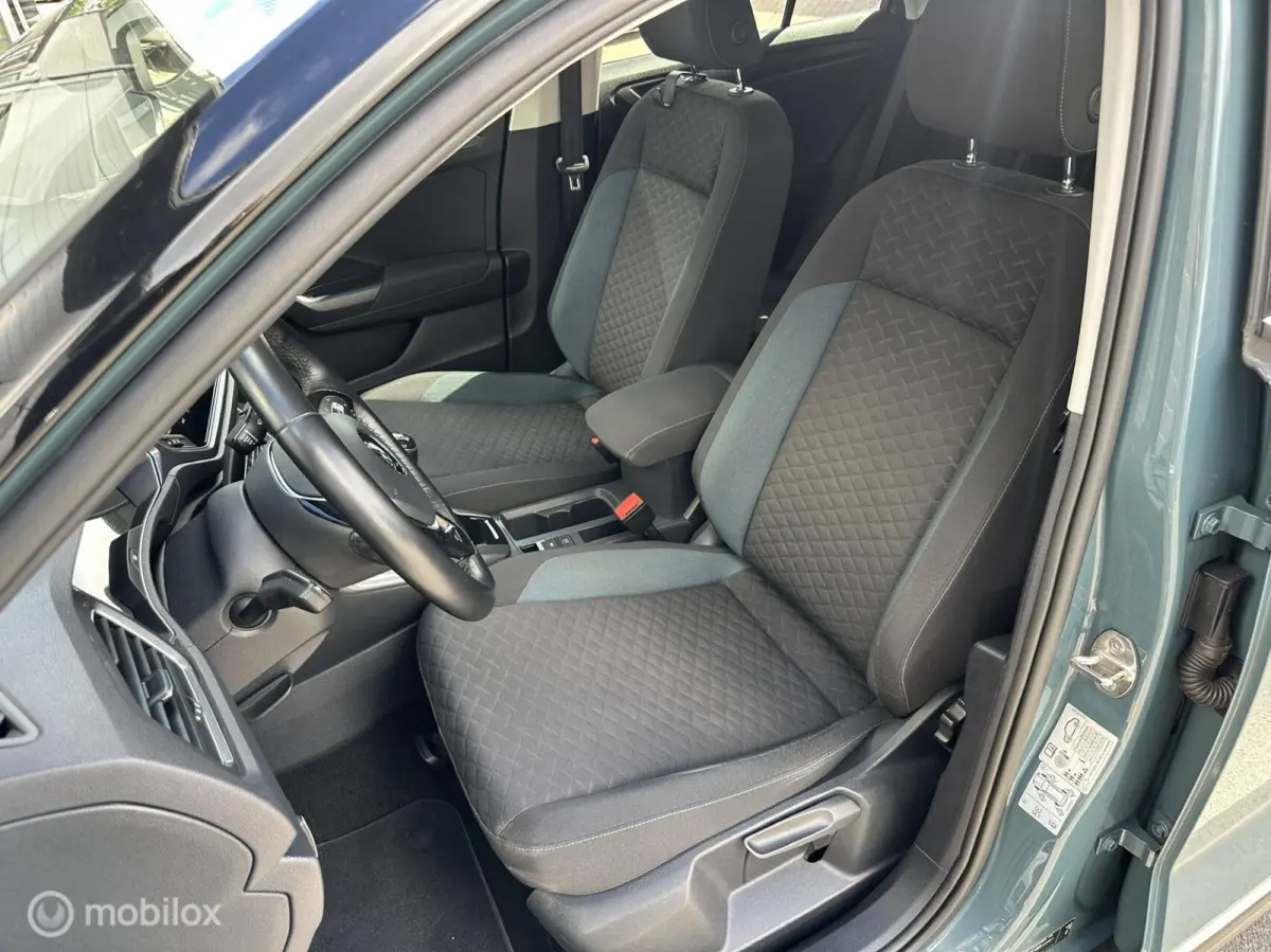 1.0 TSI IQ Drive CARPLAY*CLIMA*ACC*PDC*HAAK*ADABCR