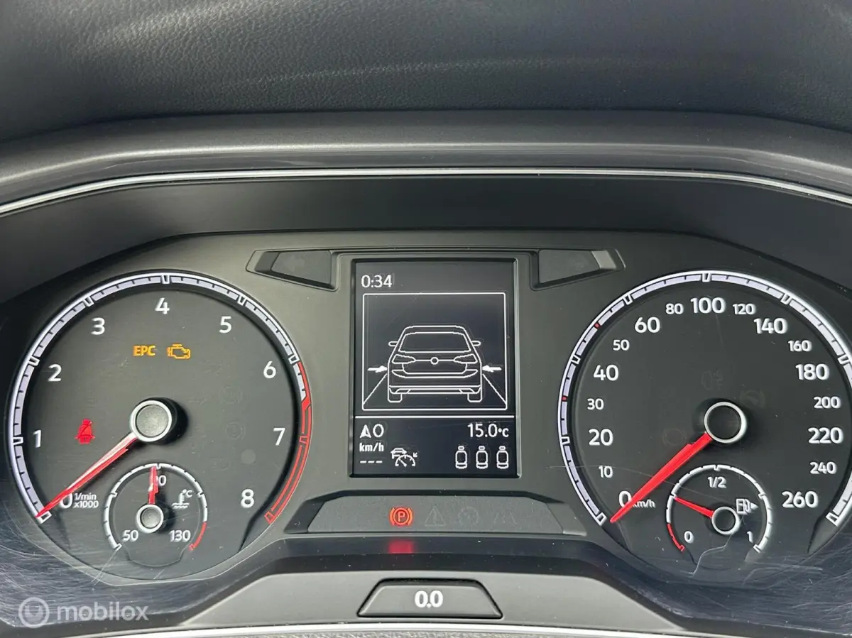 1.0 TSI IQ Drive CARPLAY*CLIMA*ACC*PDC*HAAK*ADABCR