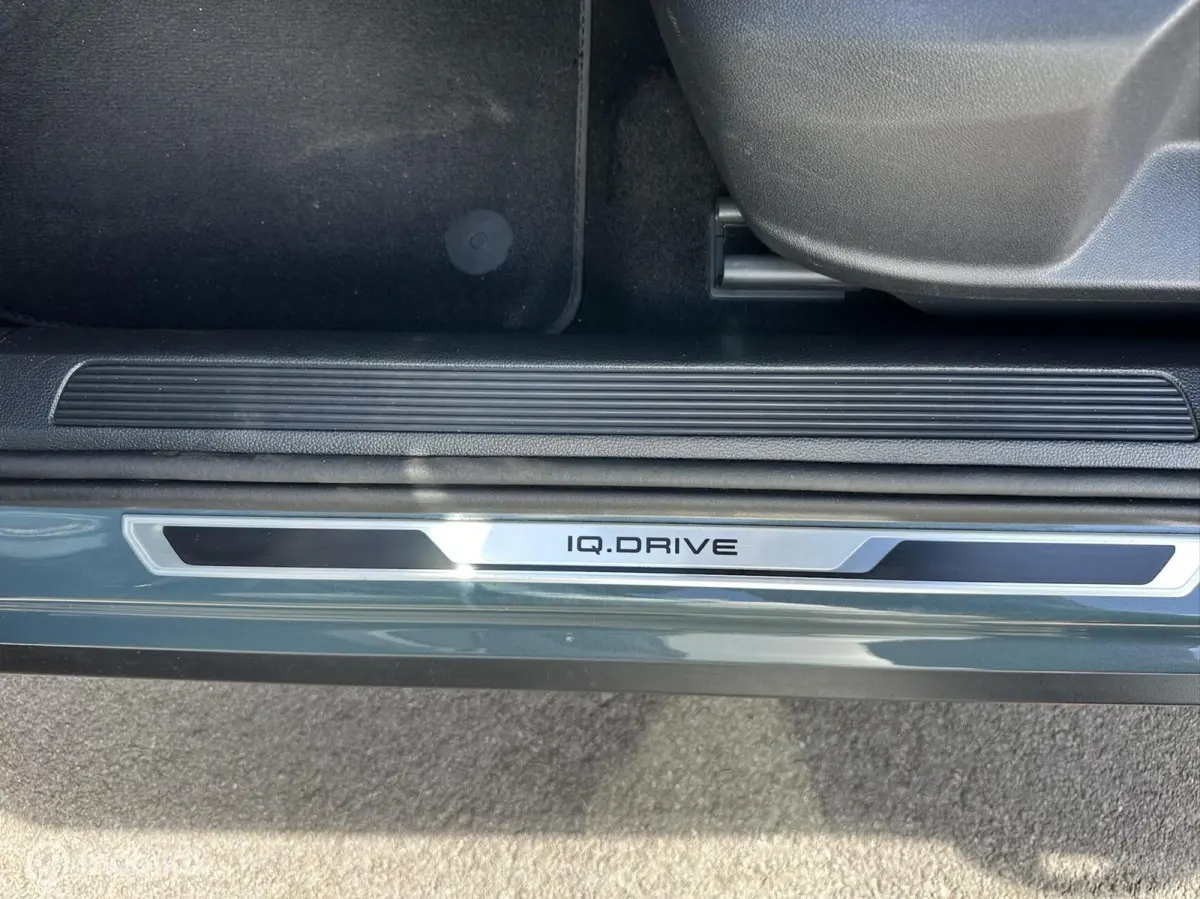 1.0 TSI IQ Drive CARPLAY*CLIMA*ACC*PDC*HAAK*ADABCR