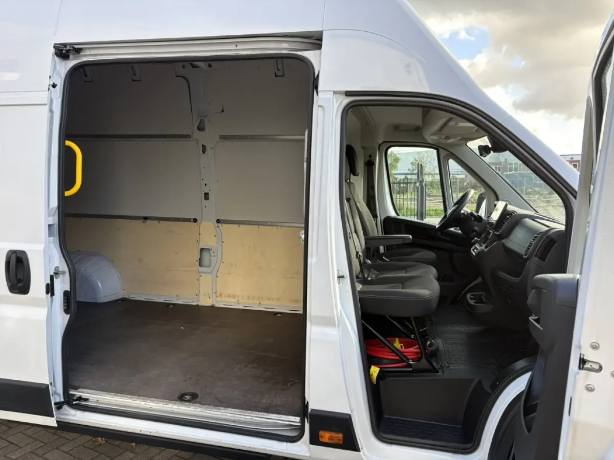 Electric 4.25t L4H3 Z 110 kWh ECC | Navigatie | Camera