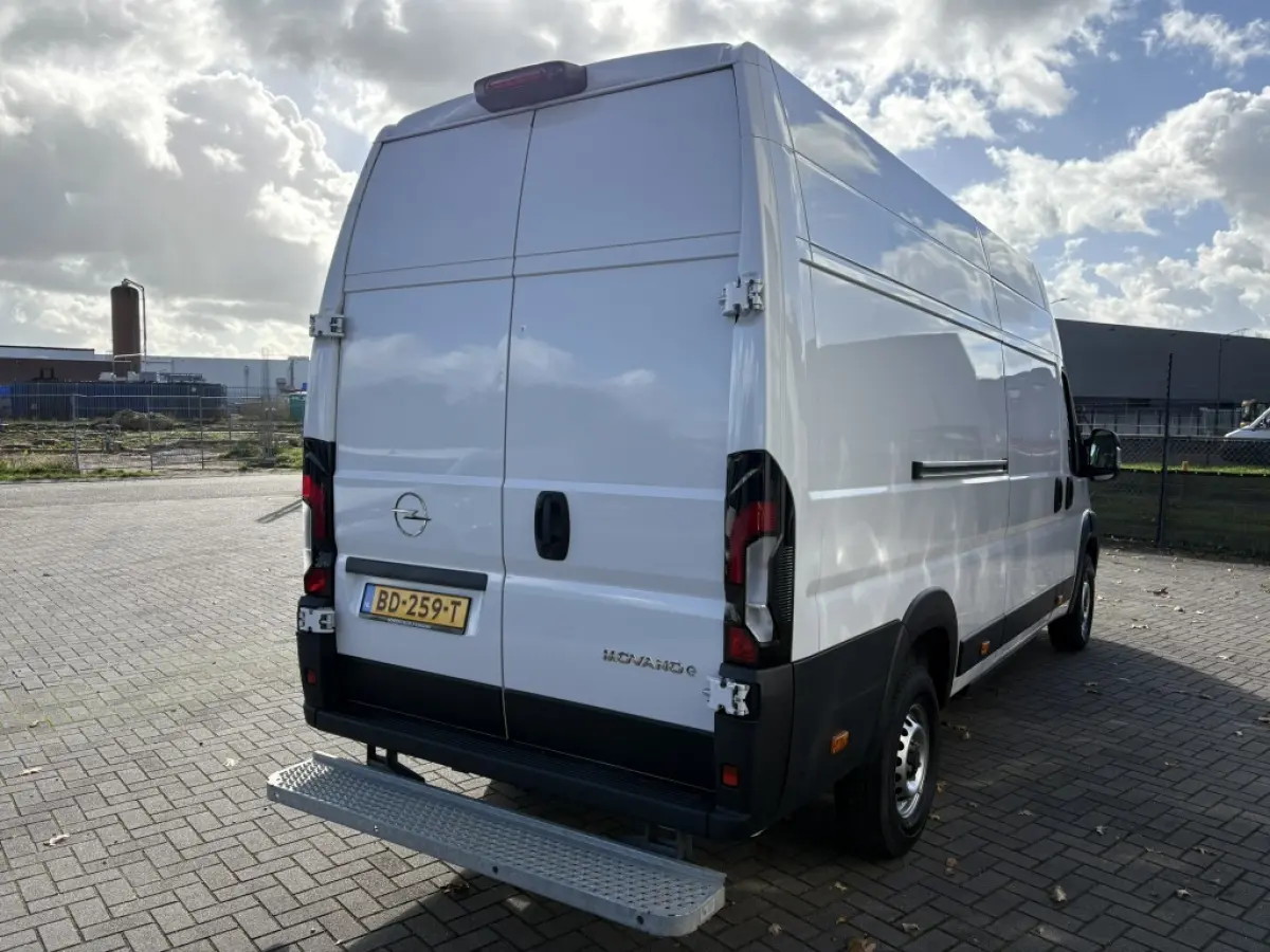 Electric 4.25t L4H3 Z 110 kWh ECC | Navigatie | Camera