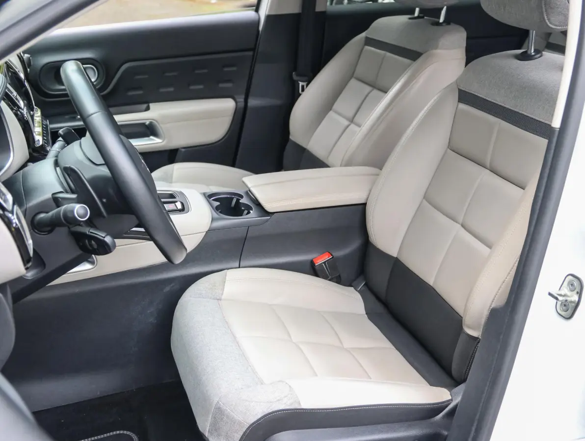 1.6 225pk Hybrid Shine | Accutest 93% | Elektrisch verstelbare stoel | Automatische Achterklep | Camera voor en achter | Navigatie