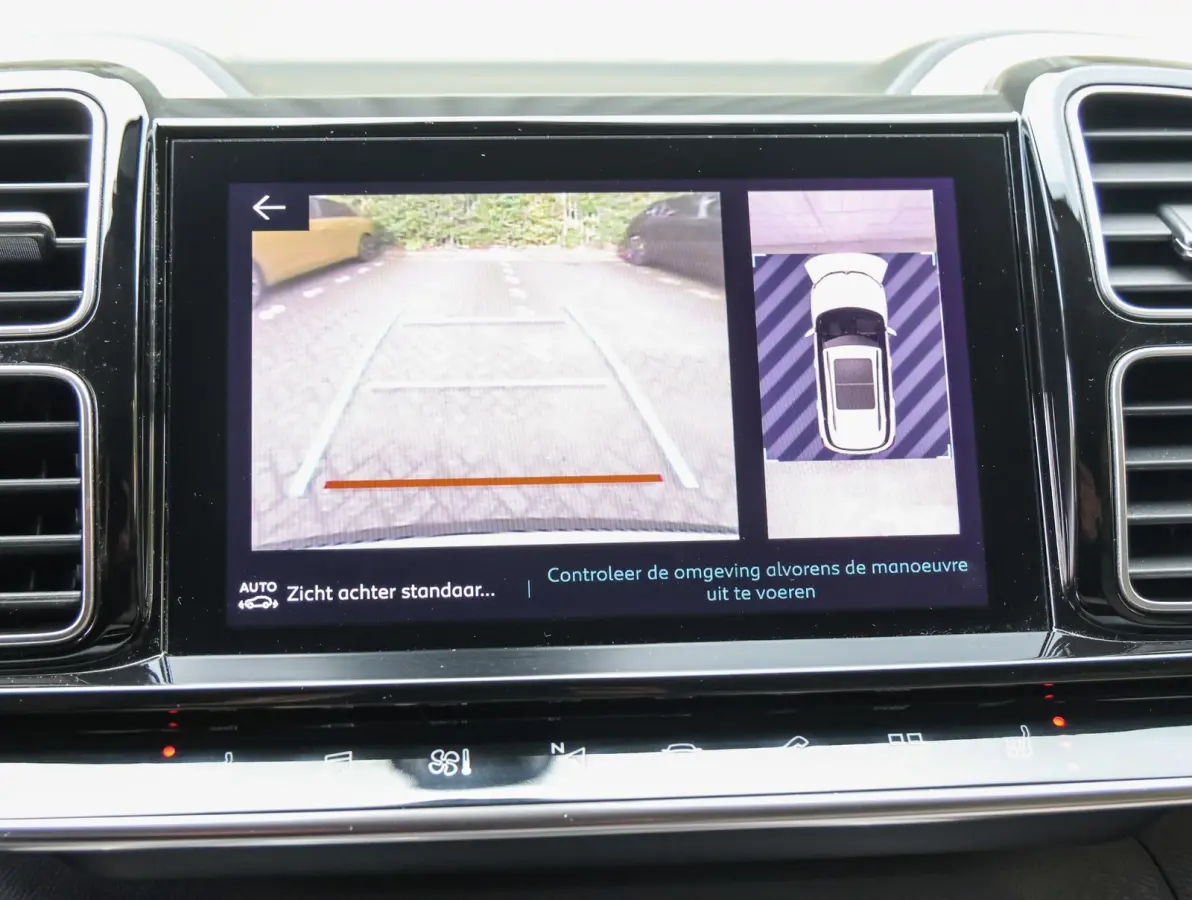 1.6 225pk Hybrid Shine | Accutest 93% | Elektrisch verstelbare stoel | Automatische Achterklep | Camera voor en achter | Navigatie