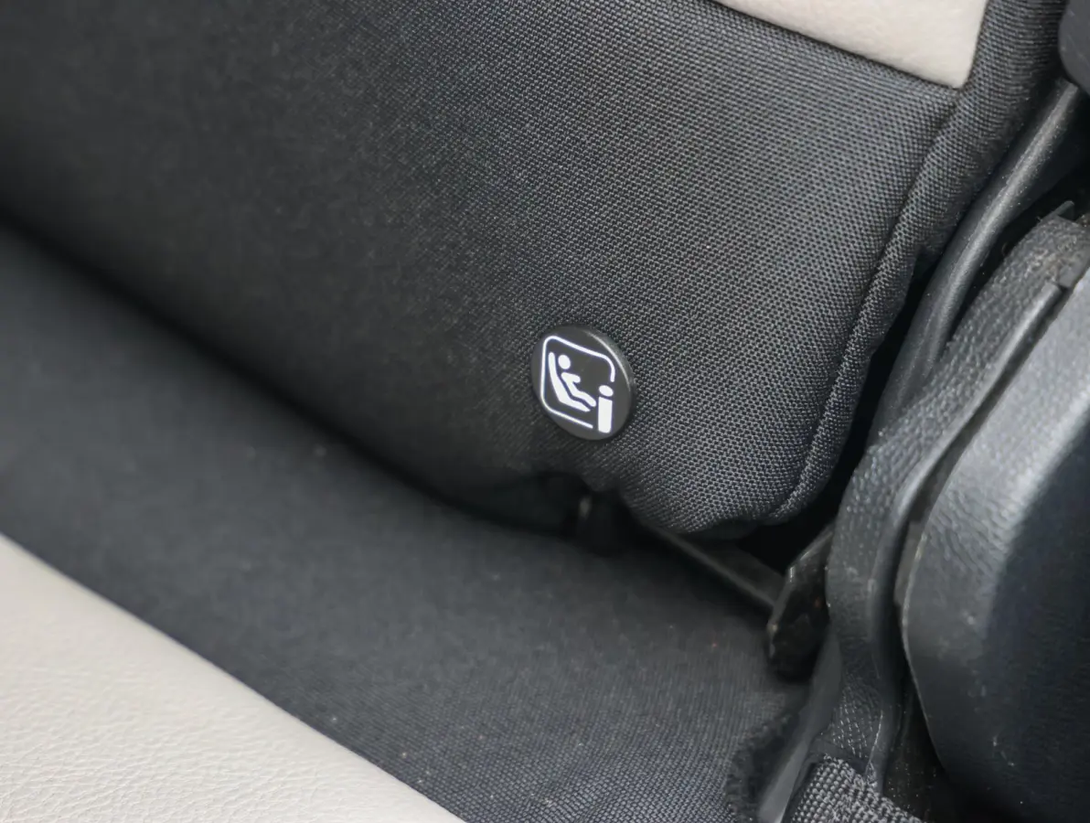 1.6 225pk Hybrid Shine | Accutest 93% | Elektrisch verstelbare stoel | Automatische Achterklep | Camera voor en achter | Navigatie