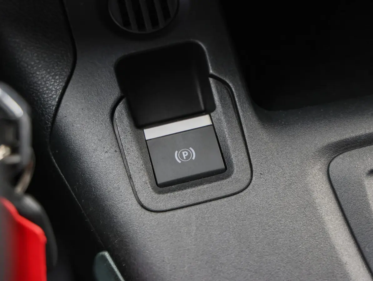 XL Feel 50 kWh 136pk | Trekhaak | Accutest 92% | Apple Carplay / Android Auto | Climate Control | Parkeersensoren