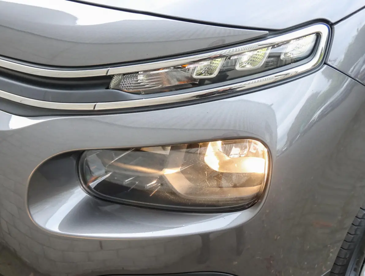 XL Feel 50 kWh 136pk | Trekhaak | Accutest 92% | Apple Carplay / Android Auto | Climate Control | Parkeersensoren