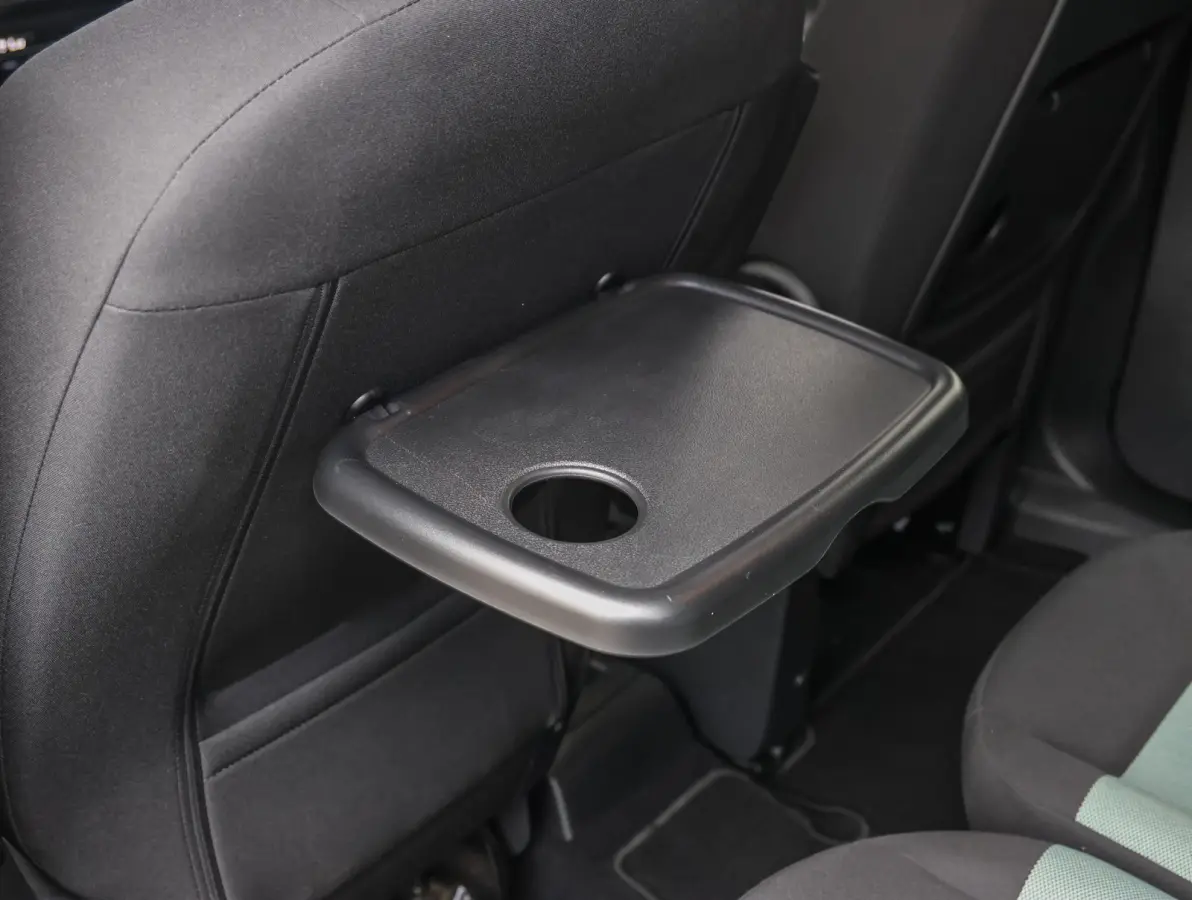 XL Feel 50 kWh 136pk | Trekhaak | Accutest 92% | Apple Carplay / Android Auto | Climate Control | Parkeersensoren