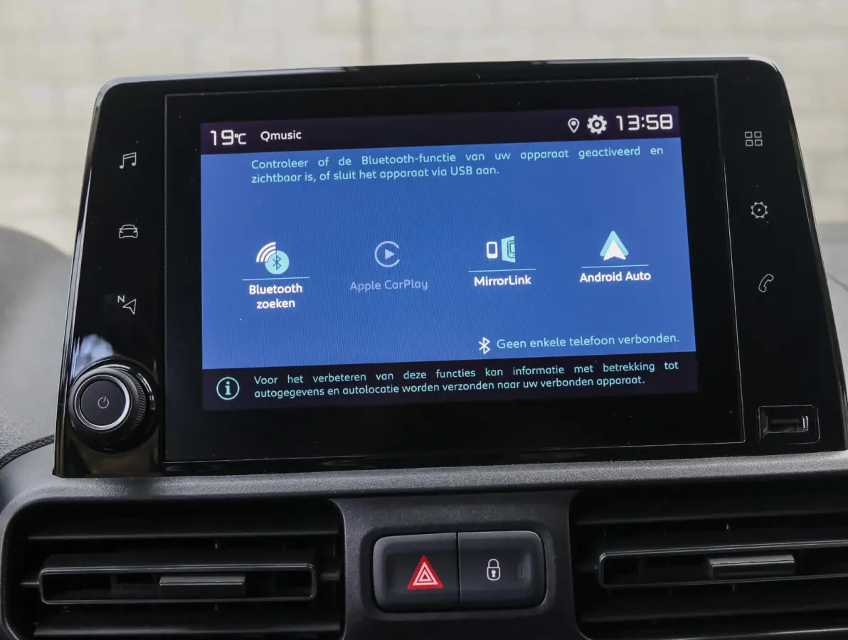 XL Feel 50 kWh 136pk | Trekhaak | Accutest 92% | Apple Carplay / Android Auto | Climate Control | Parkeersensoren