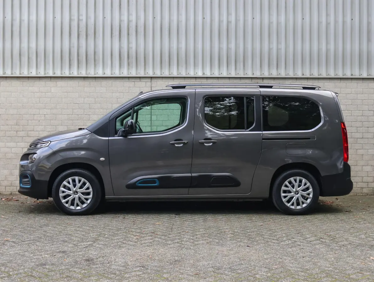 XL Feel 50 kWh 136pk | Trekhaak | Accutest 92% | Apple Carplay / Android Auto | Climate Control | Parkeersensoren