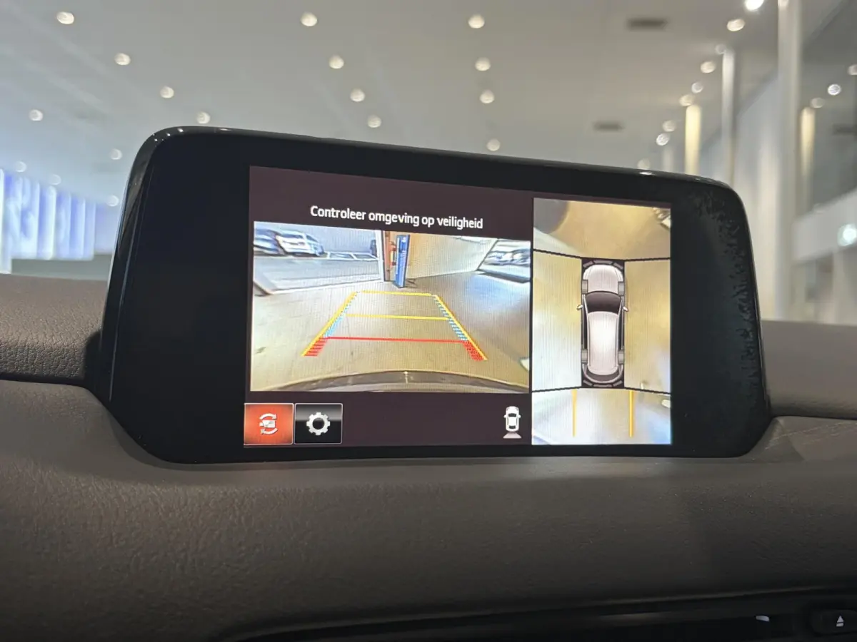 2.5 SkyActiv-G 194 GT-M | HEAD UP DISPLAY | VOORUITRIJCAMERA | ACHTERUITRIJCAMERA | ELEKTRISCH BEDIENBARE ACHTERKLEP |