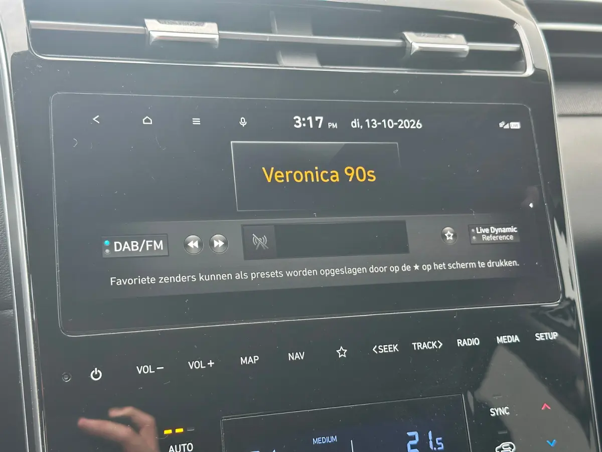 1.6 T-GDI 265pk PHEV Comfort Smart 4WD | Climate | Camera | Carplay | Keyless | Navigatie | Full - Led | Elek. Klep | Winterpakket | 19" Lichtmetaal | Krell Audio | Digitale Cockpit | Parkee