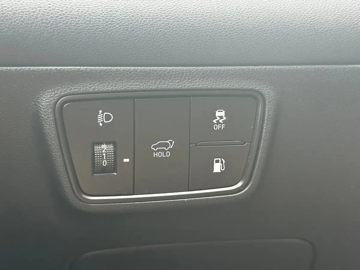 1.6 T-GDI 265pk PHEV Comfort Smart 4WD | Climate | Camera | Carplay | Keyless | Navigatie | Full - Led | Elek. Klep | Winterpakket | 19" Lichtmetaal | Krell Audio | Digitale Cockpit | Parkee