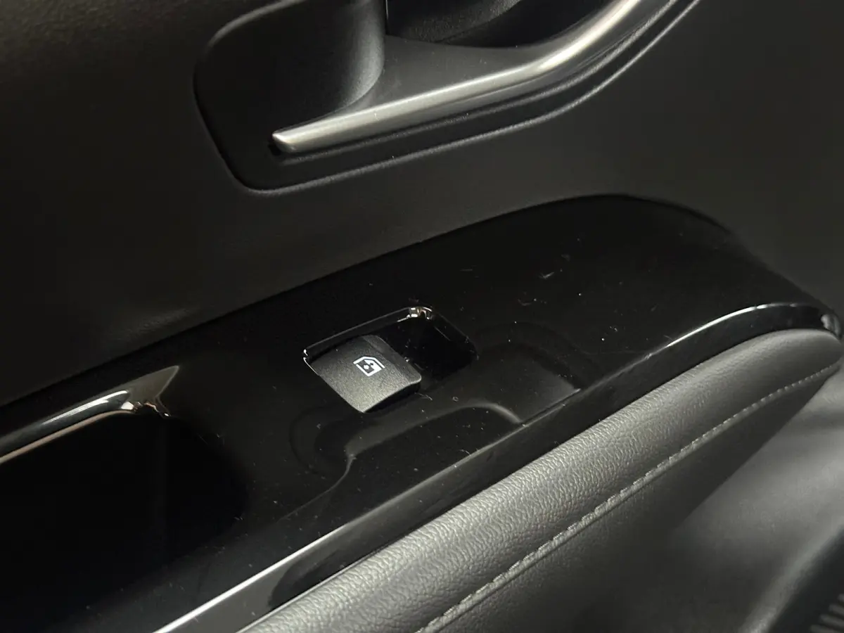 1.6 T-GDI 265pk PHEV Comfort Smart 4WD | Climate | Camera | Carplay | Keyless | Navigatie | Full - Led | Elek. Klep | Winterpakket | 19" Lichtmetaal | Krell Audio | Digitale Cockpit | Parkee
