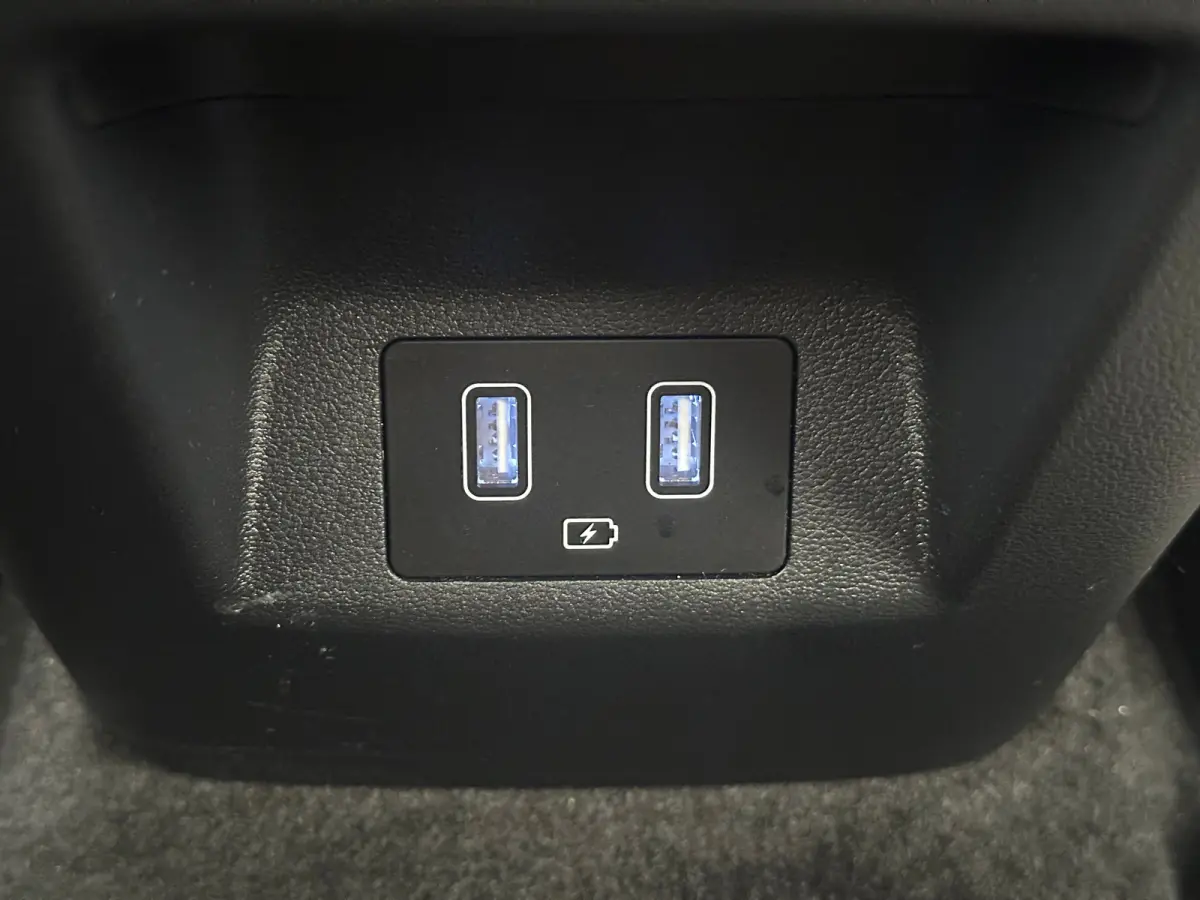 1.6 T-GDI 265pk PHEV Comfort Smart 4WD | Climate | Camera | Carplay | Keyless | Navigatie | Full - Led | Elek. Klep | Winterpakket | 19" Lichtmetaal | Krell Audio | Digitale Cockpit | Parkee