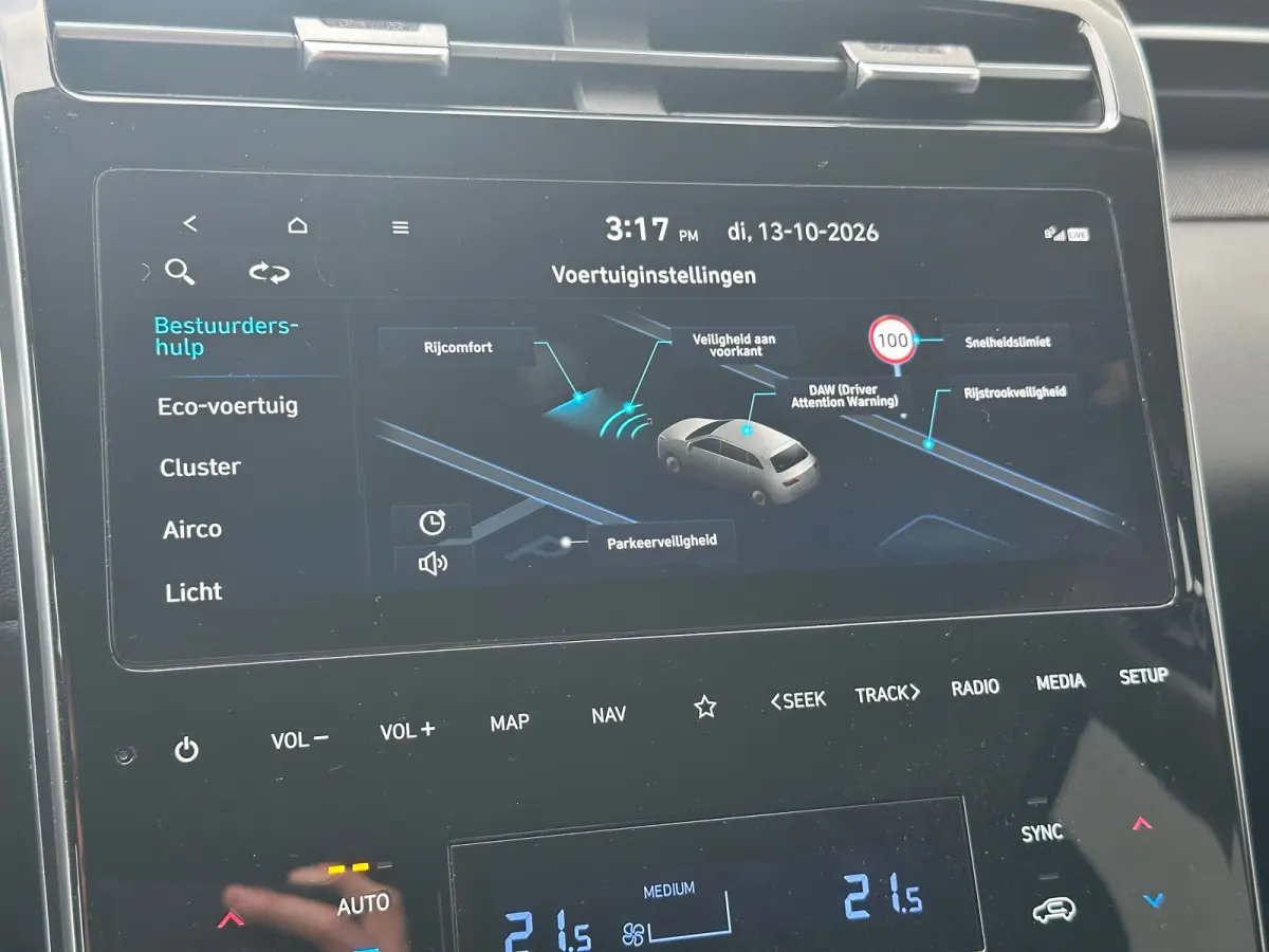 1.6 T-GDI 265pk PHEV Comfort Smart 4WD | Climate | Camera | Carplay | Keyless | Navigatie | Full - Led | Elek. Klep | Winterpakket | 19" Lichtmetaal | Krell Audio | Digitale Cockpit | Parkee
