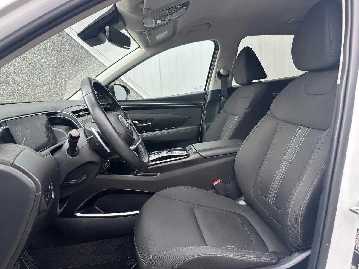 1.6 T-GDI 265pk PHEV Comfort Smart 4WD | Climate | Camera | Carplay | Keyless | Navigatie | Full - Led | Elek. Klep | Winterpakket | 19" Lichtmetaal | Krell Audio | Digitale Cockpit | Parkee