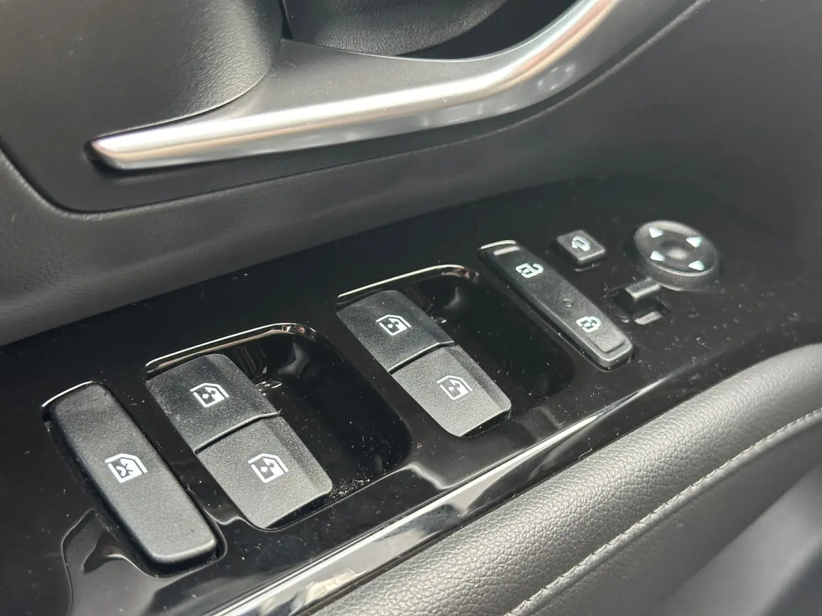 1.6 T-GDI 265pk PHEV Comfort Smart 4WD | Climate | Camera | Carplay | Keyless | Navigatie | Full - Led | Elek. Klep | Winterpakket | 19" Lichtmetaal | Krell Audio | Digitale Cockpit | Parkee
