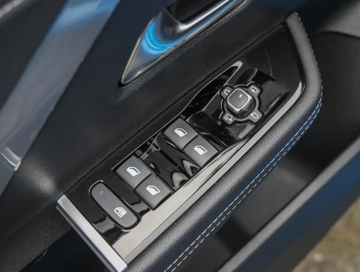 1.2 145pk Hybrid GS | Navigatie | Camera voor en achter | Stoelverwarming | Dodehoekbewaking