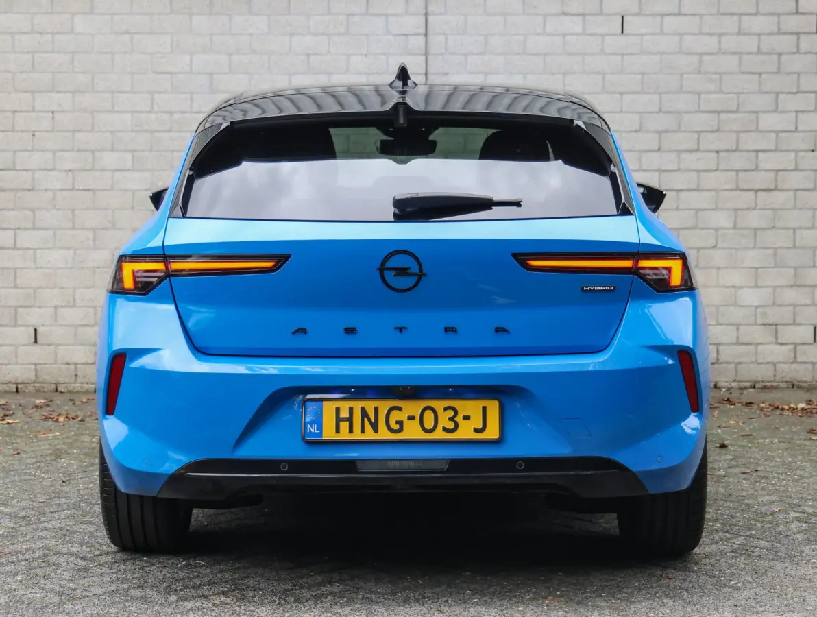 1.2 145pk Hybrid GS | Navigatie | Camera voor en achter | Stoelverwarming | Dodehoekbewaking