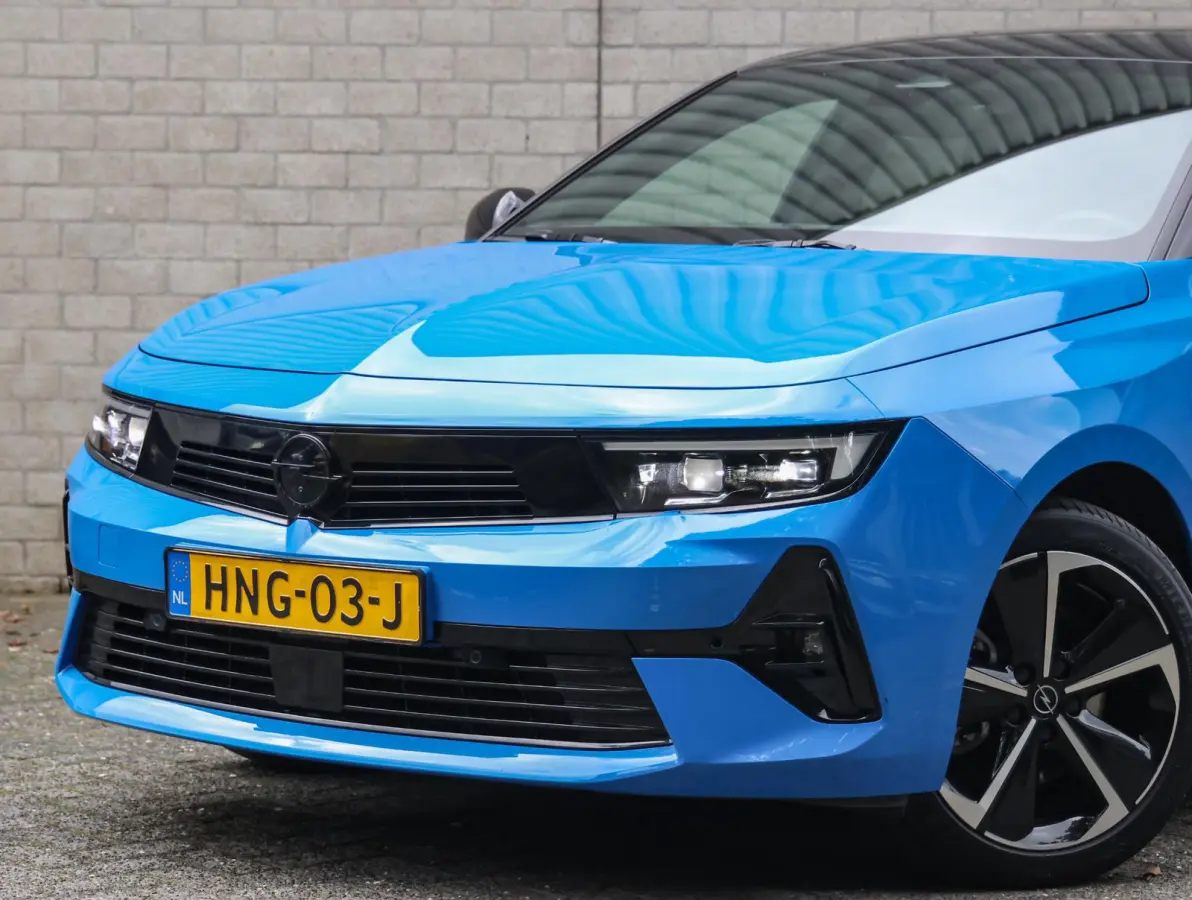 1.2 145pk Hybrid GS | Navigatie | Camera voor en achter | Stoelverwarming | Dodehoekbewaking