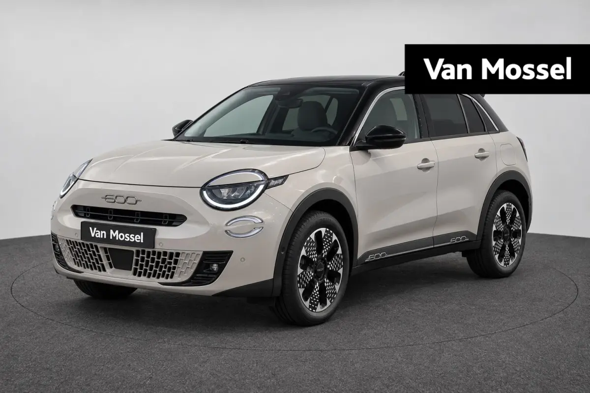 1.2 Hybrid 145PK La Prima | Verwarmbare Stoelen| parkeersensoren 360 Graden | Camera |  LMV 18"| Apple carplay/ Android Auto |