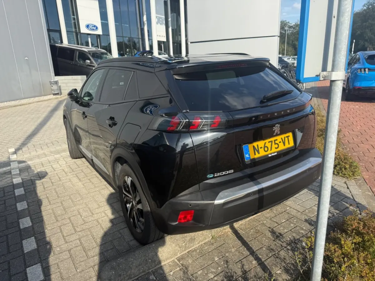 EV Allure Pack 50 kWh Stoelverwarming | Camera | Climate | Cruise | 17" Lichtmetaal | Carplay | Digitaal Dashboard | Achteruitrijcamera | Airco (automatisch) | Apple Carplay/Android Auto|tel