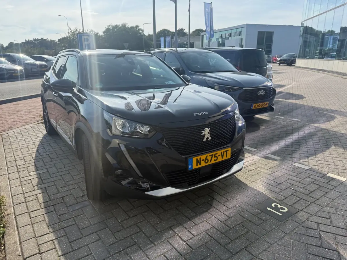 EV Allure Pack 50 kWh Stoelverwarming | Camera | Climate | Cruise | 17" Lichtmetaal | Carplay | Digitaal Dashboard | Achteruitrijcamera | Airco (automatisch) | Apple Carplay/Android Auto|tel
