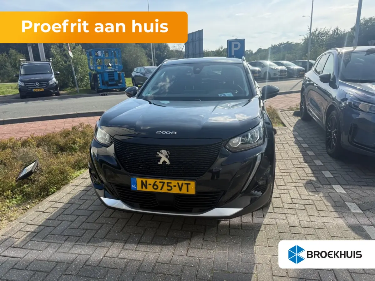 EV Allure Pack 50 kWh Stoelverwarming | Camera | Climate | Cruise | 17" Lichtmetaal | Carplay | Digitaal Dashboard | Achteruitrijcamera | Airco (automatisch) | Apple Carplay/Android Auto|tel