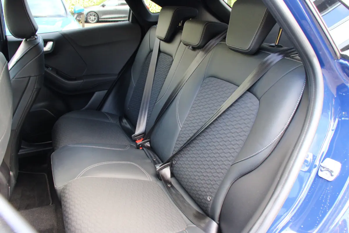 1.0EB Titanium X | NL-AUTO! | 1E EIGENAAR! | CRUISE | LANE ASSIST | NAVI | CLIMA | PARK SENS | DEALER OH! | APPLE CARPLAY/ANDROID AUTO