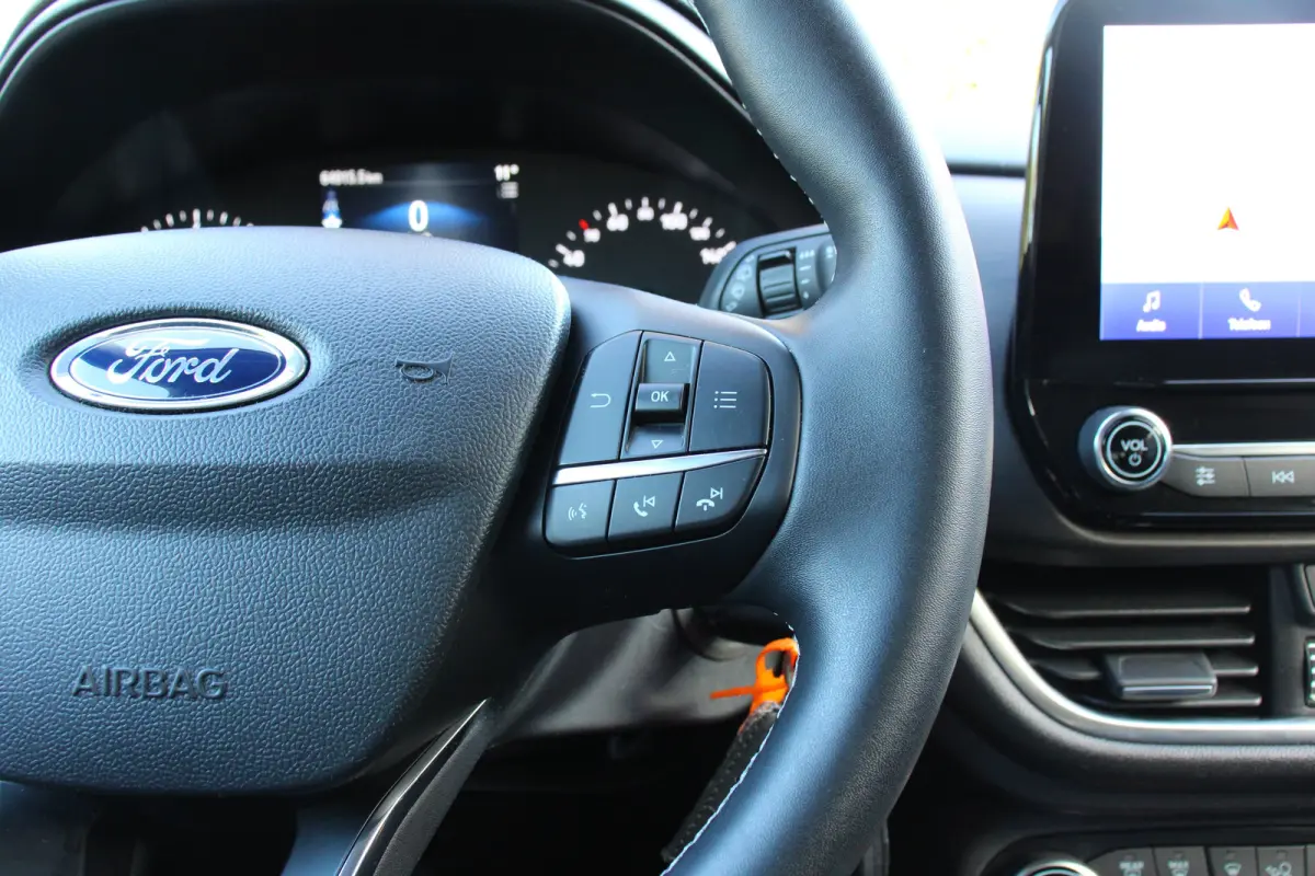 1.0EB Titanium X | NL-AUTO! | 1E EIGENAAR! | CRUISE | LANE ASSIST | NAVI | CLIMA | PARK SENS | DEALER OH! | APPLE CARPLAY/ANDROID AUTO