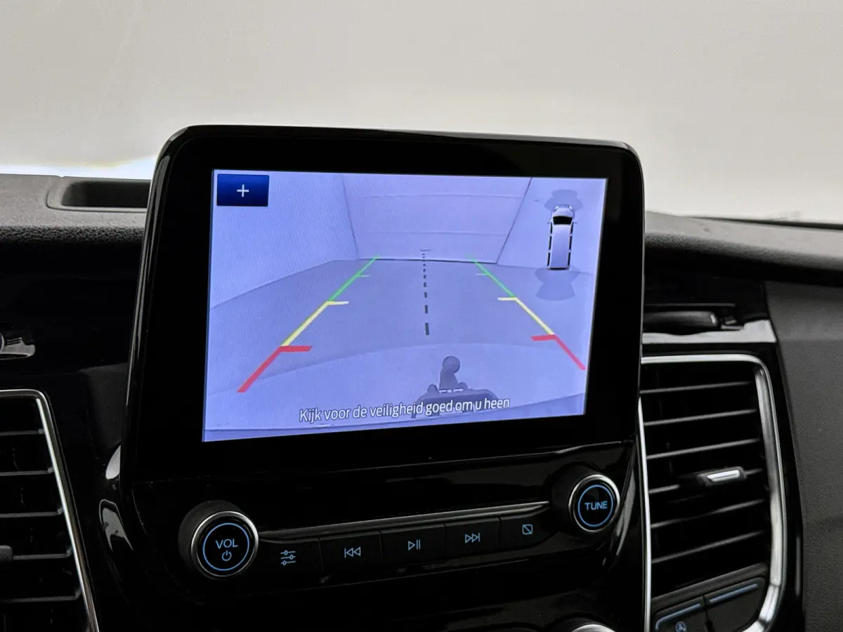 320 2.0 TDCI L1H1 Sport DC 185PK Navigatie Schuifdeur L+R Dubbele cabine Camera