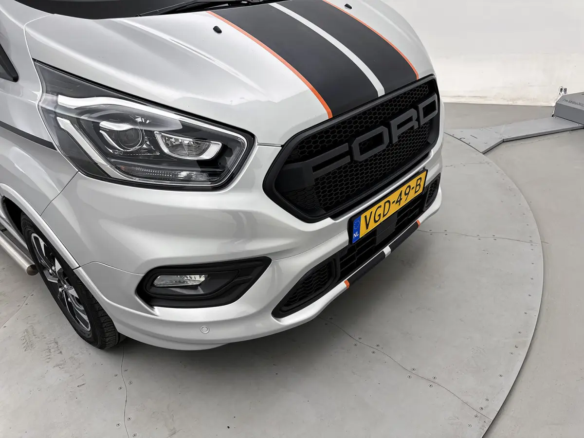 320 2.0 TDCI L1H1 Sport DC 185PK Navigatie Schuifdeur L+R Dubbele cabine Camera