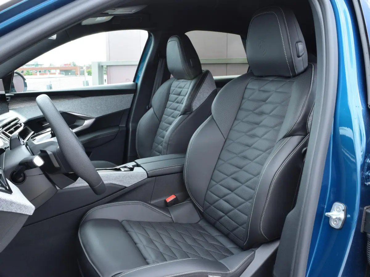 1.2 Hybrid 145 GT Exclusive LEDEREN BEKLEDING | 360 CAMERA |