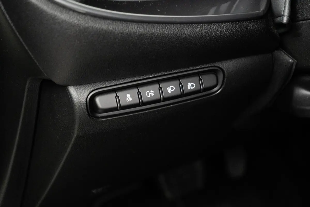 Icon 42 kWh GROTE ACCU! | Carplay | Clima | Cruise | Lichtmetaal | | Airco (automatisch) | Alarm klasse 1(startblokkering) | Anti Blokkeer Systeem