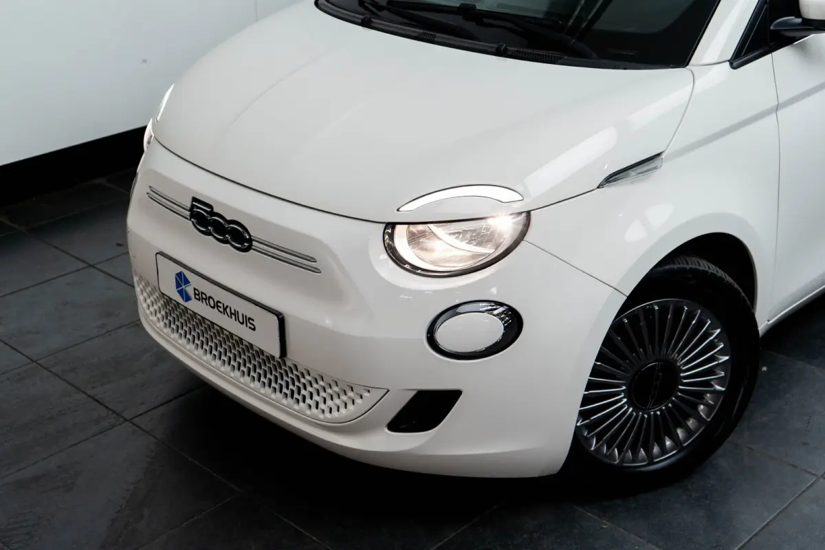 Icon 42 kWh GROTE ACCU! | Carplay | Clima | Cruise | Lichtmetaal | | Airco (automatisch) | Alarm klasse 1(startblokkering) | Anti Blokkeer Systeem