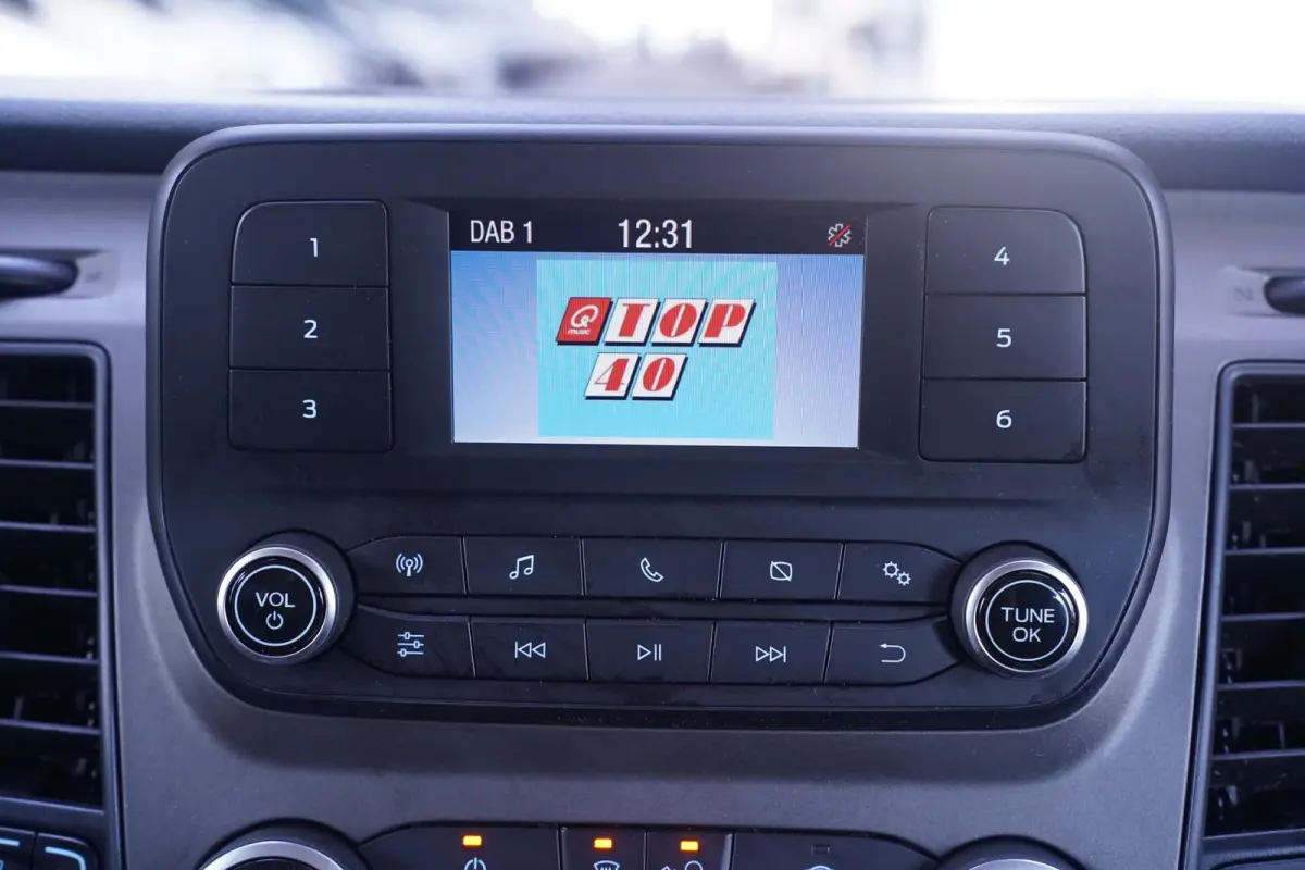 2.0 TDCI 130 pk L2 Dubbel Cabine 5-Zits Trend Airco, Cruise Control, Opbergkast Laadruimte, PDC V+A